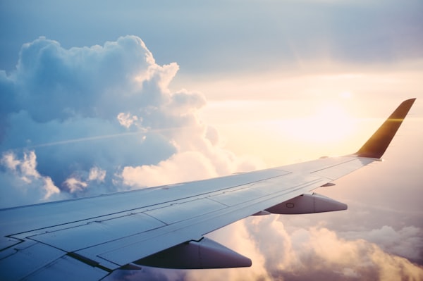 Summer 2026 Airfare Forecast: Which Routes Are Expensive and Where Deals Still Exist